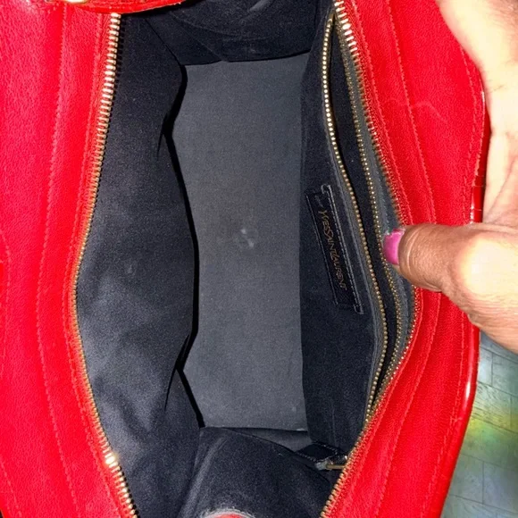 Yves Saint Laurent Bold Red Satchel - Picture 7 of 9